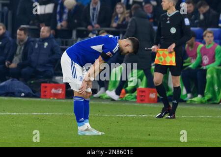 Gelsenkirchen, Deutschland. 10. Februar 2023. Tom KRAUSS (GE) frustriert, frustriert, frustriert, enttäuscht, enttäuscht, Enttäuschung, Enttäuschung, traurig, Fußball 1. Bundesliga, 20. Spieltag, FC Schalke 04 (GE) - VFL Wolfsburg (WOB) 0:0 am 02/10/2023 in Gelsenkirchen/Deutschland. Kredit: dpa/Alamy Live News Kredit: dpa Picture Alliance/Alamy Live News Stockfoto