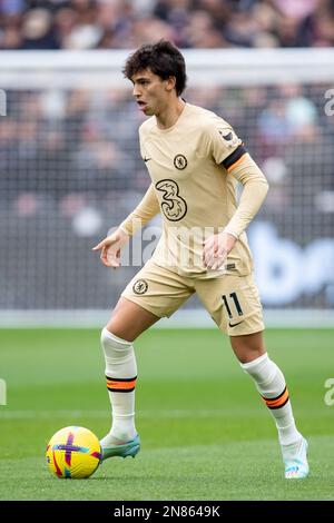 Joao Felix von Chelsea kontrolliert den Ball während des Premier League-Spiels zwischen West Ham United und Chelsea im London Stadium in Stratford am Samstag, den 11. Februar 2023. (Foto: Federico Guerra Maranesi | MI News) Guthaben: MI News & Sport /Alamy Live News Stockfoto