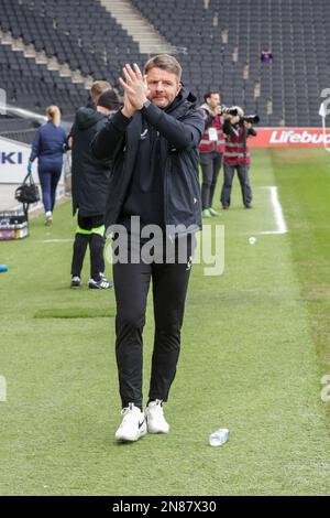 Milton Keynes Dons Manager Mark Jackson vor dem Sky Bet League 1 Spiel zwischen MK Dons und Oxford United im Stadium MK, Milton Keynes am Samstag, den 11. Februar 2023. (Foto: John Cripps | MI News) Guthaben: MI News & Sport /Alamy Live News Stockfoto