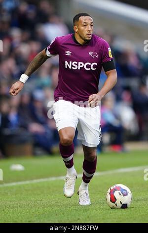 Nathaniel Mendez-Laing im Derby County in Aktion während des Spiels Sky Bet League One im Adams Park, Wycombe. Foto: Samstag, 11. Februar 2023. Stockfoto