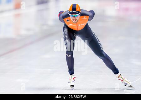 TOMASZOW MAZOWIECKI, POLEN - FEBRUAR 11: Patrick Roest aus den Niederlanden tritt bei der ISU Speed Skating World Cup 5 am 11. Februar 2023 in Tomaszow Mazowiecki, Polen, an der Men's A Group 5000m Teil (Foto von Andre Weening/Orange Pictures). Kredit: Orange Pics BV/Alamy Live News Stockfoto