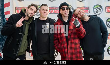 PHILADELPHIA, Pennsylvania, USA - 04. FEBRUAR 2023: Alle Zeiten niedrig bei alt 104,5 Winter Jawn bei Xfinity Live! Stockfoto