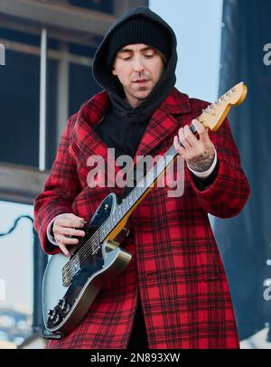 PHILADELPHIA, Pennsylvania, USA - 04. FEBRUAR 2023: All Time Low Performance bei alt 104,5 Winter Jawn bei Xfinity Live! Stockfoto