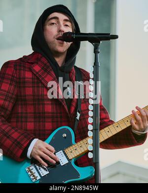 PHILADELPHIA, Pennsylvania, USA - 04. FEBRUAR 2023: All Time Low Performance bei alt 104,5 Winter Jawn bei Xfinity Live! Stockfoto