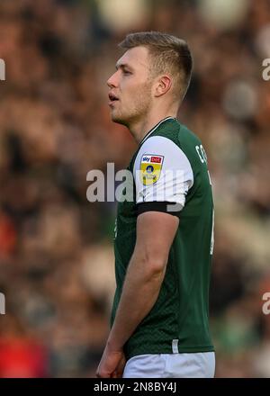 Plymouth, Großbritannien. 11. Februar 2023. Plymouth Argyle Mittelfeldspieler Sam Cosgrove (16) während des Spiels der Sky Bet League 1 Plymouth Argyle vs Portsmouth at Home Park, Plymouth, Großbritannien, 11. Februar 2023 (Foto von Stanley Kasala/News Images) in Plymouth, Großbritannien, am 2./11. Februar 2023. (Foto: Stanley Kasala/News Images/Sipa USA) Guthaben: SIPA USA/Alamy Live News Stockfoto