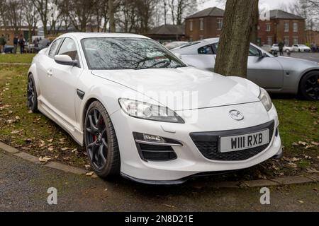 2009 Mazda RX-8 R3, ausgestellt auf der japanischen Versammlung, die am 29. Januar 2023 im Bicester Heritage Centre stattfindet. Stockfoto