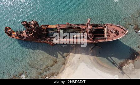 Schiffswrack ''Dimitrios'' am Strand von Glyfada, Luftaufnahme, Lakonia, Peloponesse, Griechenland Stockfoto