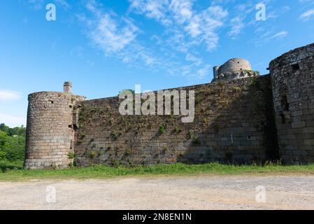 Mittelalterliches Schloss Tonquedec aus dem 12E. Jahrhundert (Tonquedec, Cotes d'Armor, Bretagne, Frankreich) Stockfoto