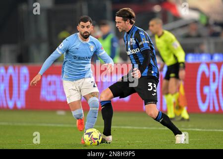 ROM - (l-r) Elseid Hysay von SS Lazio, Hans Hateboer von Atalanta Bergamo während der italienischen Serie A Match zwischen SS Lazio und Atalanta BC im Stadion Olimpico am 11. Februar 2023 in Rom, Italien. AP | niederländische Höhe | GERRIT VON KÖLN Stockfoto