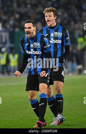 Stadio Olimpico, Rom, Italien. 11. Februar 2023. Italienischer Fußball der Serie A; Lazio gegen Atalanta; Davide Zappacosta von Atalanta BC feiert, nachdem er in der 23.-minütigen Ausgabe das Tor für 0-1 erzielt hat: Action Plus Sports/Alamy Live News Stockfoto