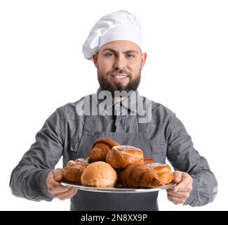 Männlicher Bäcker mit Backblech auf weißem Hintergrund Stockfoto