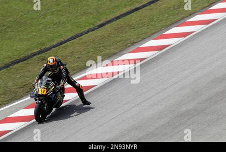 Kuala Lumpur, Malaysia. 12. Februar 2023. Italienischer Fahrer Luca Marini vom Mooney VR46 Racing Team in Aktion während des Sepang MotoGP Offiziellen Tests auf der Sepang International Circuit in Sepang. Kredit: SOPA Images Limited/Alamy Live News Stockfoto