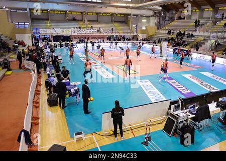 Cisterna, Italien. 11. Februar 2023. Übersicht Palasport Cisterna während Top Volley Cisterna vs Vero Volley Monza, Volleyball Italian Serie A Men SuperLeague Championship in Cisterna, Italien, Februar 11 2023 Kredit: Independent Photo Agency/Alamy Live News Stockfoto