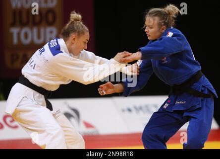 Jessica Klimkait aus Kanada und Daria Bilodid aus der Ukraine während des Judo Paris Grand Slam 2023 am 4. Februar 2023 in der Accor Arena in Paris, Frankreich – Photo Laurent Lairys / DPPI Stockfoto