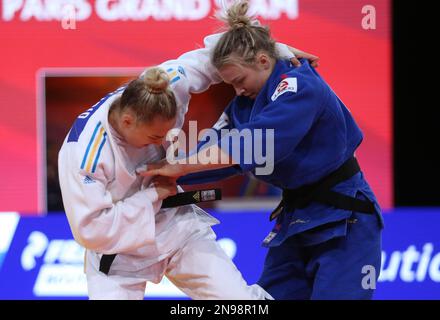 Jessica Klimkait aus Kanada und Daria Bilodid aus der Ukraine während des Judo Paris Grand Slam 2023 am 4. Februar 2023 in der Accor Arena in Paris, Frankreich – Photo Laurent Lairys / DPPI Stockfoto