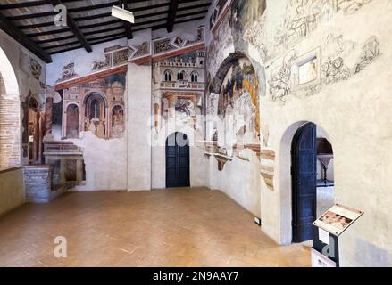Foligno Umbria Italien. Fresken im Trinci-Palast (Palazzo Trinci), einer Patrizier-Residenz und Museum Stockfoto
