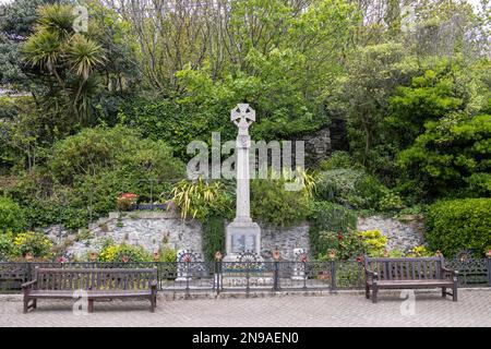 MARAZION, CORNWALL, Großbritannien - MAI 11 : Blick auf das Kriegsdenkmal in Marazion, Cornwall am 11. Mai 2021 Stockfoto