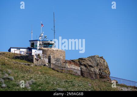 ST IVES, CORNWALL, Großbritannien - MAI 13 : Blick auf die St Ives Watch Station, National Coastwatch Institution in St Ives, Cornwall am 13. Mai 2021. Eins Stockfoto