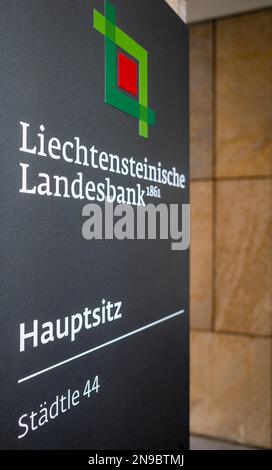 Vaduz, Liechtenstein - 18. November 2022: Die Liechtensteinische Landesbank AG wurde 1861 gegründet und ist ein Finanzinstitut im Fürstentum L. Stockfoto