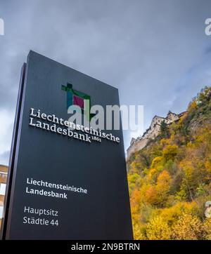 Vaduz, Liechtenstein - 18. November 2022: Die Liechtensteinische Landesbank AG wurde 1861 gegründet und ist ein Finanzinstitut im Fürstentum L. Stockfoto