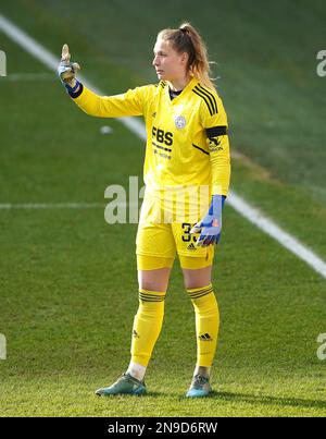 Leicester City Torhüterin Janina Leitzig während des Barclays Women's Super League-Spiels im Prenton Park, Birkenhead. Foto: Sonntag, 12. Februar 2023. Stockfoto