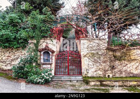 Ikonostase im Kloster Panagia in Markopoulos Oropou in Attika, Griechenland. Stockfoto