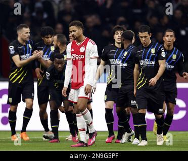 AMSTERDAM - Devyne Rensch von Ajax enttäuscht nach den 0-1 Jahren von Mats Seuntjens von RKC Waalwijk während des niederländischen Premier-League-Spiels zwischen Ajax Amsterdam und RKC Waalwijk in der Johan Cruijff Arena am 12. Februar 2023 in Amsterdam, Niederlande. ANP MAURICE VAN STONE Credit: ANP/Alamy Live News Stockfoto