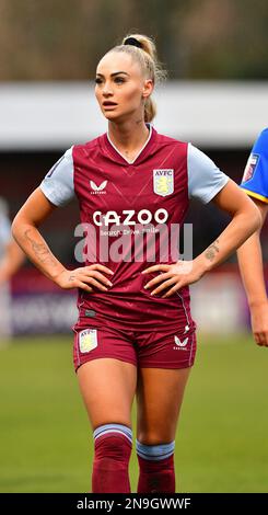 Crawley, Großbritannien. 12. Februar 2023. Alisha Lehmann von Aston Villa während des FA Women's Super League-Spiels zwischen Brighton & Hove Albion Women und Aston Villa im People's Pension Stadium am 12. 2023. Februar in Crawley, Großbritannien. (Foto von Jeff Mood/phcimages.com) Kredit: PHC Images/Alamy Live News Stockfoto