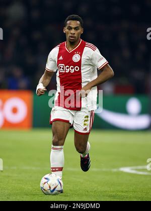 AMSTERDAM - Jurrien Timber von Ajax während des niederländischen Premier-League-Spiels zwischen Ajax Amsterdam und RKC Waalwijk in der Johan Cruijff Arena am 12. Februar 2023 in Amsterdam, Niederlande. ANP MAURICE VAN STONE Stockfoto