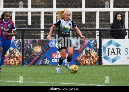 Bromley, Großbritannien. 12. Februar 2023. Bromley, England, Februar 12. 2023: Beth Hepple (7 Durham) in Aktion während des Frauenmeisterschaftsspiels zwischen Crystal Palace und Durham in der Hayes Lane in Bromley, England. (Dylan Clinton/SPP) Kredit: SPP Sport Press Photo. Alamy Live News Stockfoto