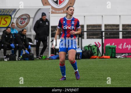 Bromley, Großbritannien. 12. Februar 2023. Bromley, England, Februar 12. 2023: Lizzie Waldie (12 Crystal Palace) in Aktion während des Frauenmeisterschaftsspiels zwischen Crystal Palace und Durham in der Hayes Lane in Bromley, England. (Dylan Clinton/SPP) Kredit: SPP Sport Press Photo. Alamy Live News Stockfoto