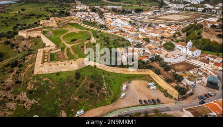 Luftaufnahme der Stadt Castro Marim Faro Portugal Stockfoto