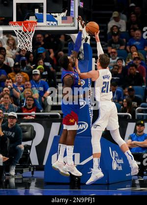 Orlando, Usa. 09. Februar 2023. Orlando, USA, Februar 9. 2023: Moritz Wagner (21 Orlando) springt während des NBA-Basketballspiels zwischen Orlando Magic und Denver Nuggets im Amway Center in Orlando, Florida, USA auf. (Keine kommerzielle Nutzung) (Daniela Porcelli/SPP) Guthaben: SPP Sport Press Photo. Alamy Live News Stockfoto