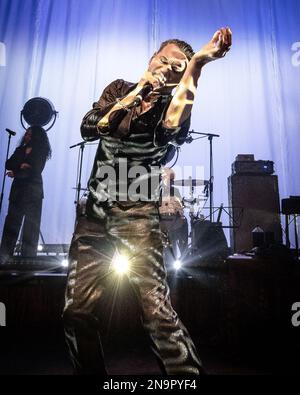 Dave Gahan von Depeche Mode und Soulsavers tritt im Dezember 2021 live auf Stockfoto