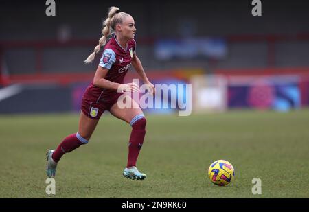Crawley, Großbritannien. 12. Februar 2023. Aston Villa's Alisha Lehmann während des Barclays Women's Super League-Spiels zwischen Brighton & Hove Albion und Aston Villa im Broadfield Stadium in Crawley. Kredit: James Boardman/Alamy Live News Stockfoto