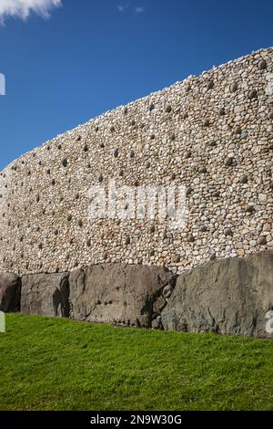 Irland, Grafschaft Meath, Newrange Tumulus Stockfoto