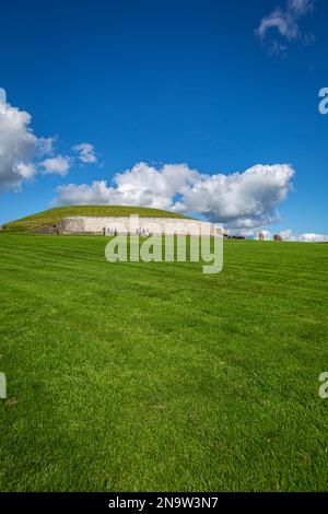 Irland, Grafschaft Meath, Newrange Tumulus Stockfoto