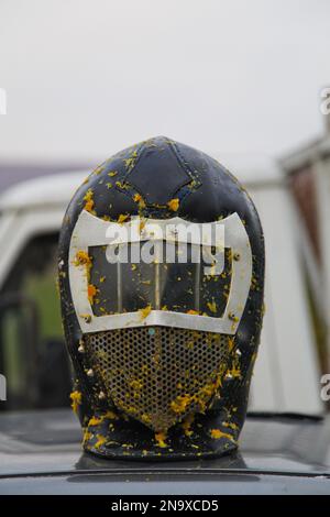 ivrea Karneval, Ledermasken der Aranceri Stockfoto