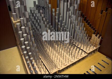 Pfeifen der massiven Pfeifenorgel in der Auckland Town Hall in Neuseeland; Auckland, Neuseeland Stockfoto