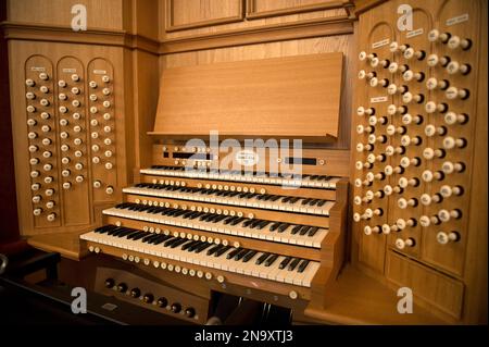 Teil der massiven Pfeifenorgel in der Auckland Town Hall in Neuseeland; Auckland, Neuseeland Stockfoto