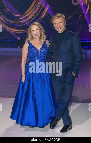 Berühmte Skater und ihre Partner nehmen an der Fotokonferenz der „Dancing on Ice“-Show im ITV Studio in Hemel Hempstead Teil. Zu den Teilnehmern zählen: Jayne Torvill, Christopher Dean, wo: Hemel Hempstead, Großbritannien, wenn: 11. Januar 2023 Gutschrift: Phil Lewis/WENN Stockfoto