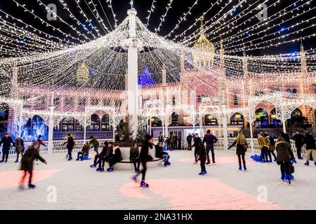 Eislaufbahn in den Tivoli-Gärten; Kopenhagen, Dänemark Stockfoto