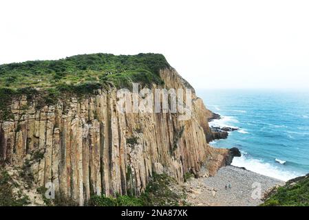 Zerklüftete Küstenlandschaften im Sai Kung East Country Park in Hongkong. Stockfoto