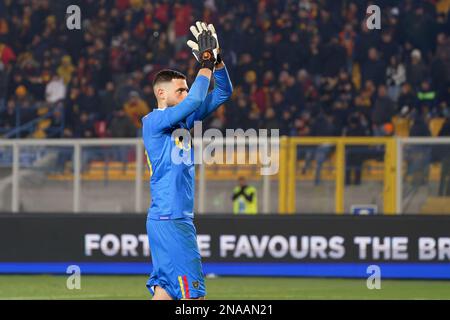 Lecce, Italien. 11. Februar 2023. Wladimiro Falcone (US Lecce) während des Spiels US Lecce vs AS Roma, italienische Fußballserie A in Lecce, Italien, Februar 11 2023 Kredit: Independent Photo Agency/Alamy Live News Stockfoto