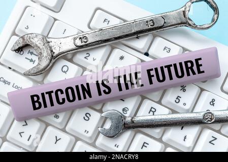 Schreiben mit Text Bitcoin ist die Zukunft, Word, das auf einem digitalen Marktplatz geschrieben wird, auf dem Händler Bitcoins kaufen und verkaufen können Stockfoto