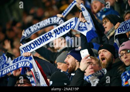 DFB Pokal, Vonovia Ruhrstadion Bochum: VfL Bochum vs. Bor. Dortmund; Fans von Bochum Stockfoto