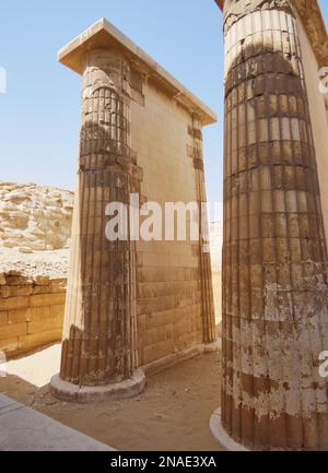 Landschaften der Stufenpyramide von Djoser und ihr Inneres Stockfoto