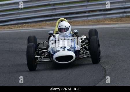 Robin Longdon, Lola Mk5A, für 20 Minuten Rennen bei der FJHRA/HSCC Historic Formula Junior Championship – Heckmotor, FJHRA, Formel Stockfoto