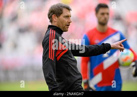 Neuer Torhüter Coach Michael Rechner FC Bayern München FCB mit Torhüter Sven Ulreich FC Bayern München FCB (26) Allianz Arena, München Stockfoto