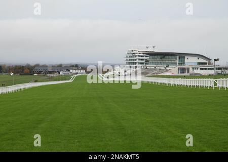 Epsom Downs Rennbahn aus Tattenham Corner, Surrey, England, Großbritannien, 2023 Stockfoto